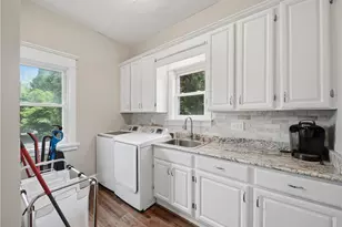 226 College Ave, Grove City Boro, PA 16127 - Photo 15