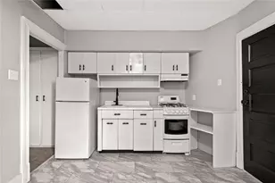 1025 Brownsville Rd, Pittsburgh, PA 15210 - Photo 19