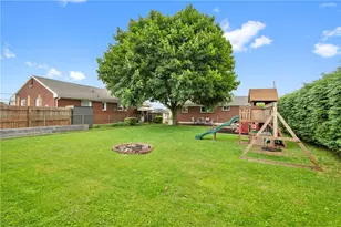 2739 Iowa Dr, Lower Burrell, PA 15068 - Photo 21