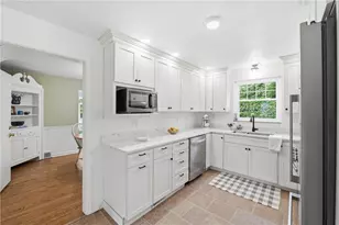 4 Fernwood Ave, Pittsburgh, PA 15228 - Photo 11