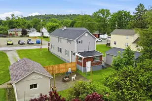 210 Perry Avenue, Washington Township, PA 15012 - Photo 7