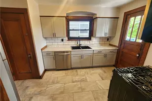 461 Highland Ave, Pittsburgh, PA 15229 - Photo 17