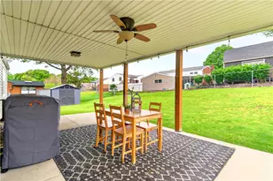 215 Princeton Dr, Center Township, PA 15001 - Photo 35