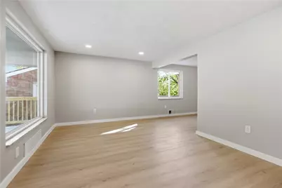 609 Monaca Rd, Hopewell Township, PA 15001 - Photo 7
