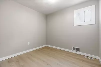 609 Monaca Rd, Hopewell Township, PA 15001 - Photo 17