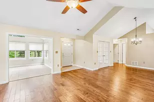 2014 Jamestown Ct, Adams Township, PA 16059 - Photo 11