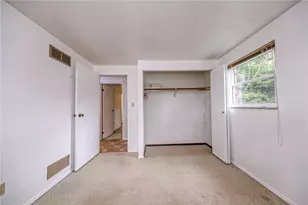 1023 Middle Rd, Pittsburgh, PA 15116 - Photo 29