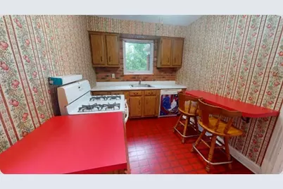 355 Ashland, Pittsburgh, PA 15228 - Photo 9