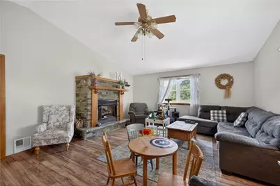 201 Main St, New Freeport, PA 15352 - Photo 5