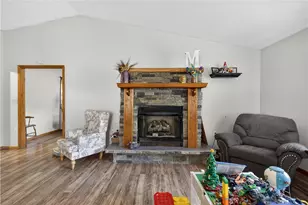 201 Main St, New Freeport, PA 15352 - Photo 3