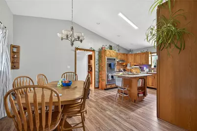 201 Main St, New Freeport, PA 15352 - Photo 11