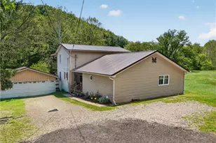 201 Main St, New Freeport, PA 15352 - Photo 1