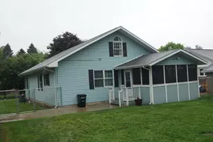 606 Beech St, Derry Township, PA 15627 - Photo 11