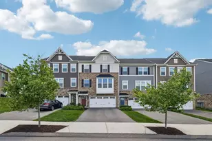 516 Florida Blvd, Cranberry Township, PA 16066 - Photo 1