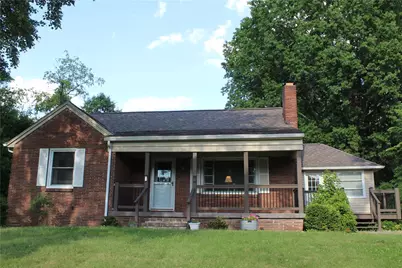 3106 Fernwood Ln, Neshannock Township, PA 16105 - Photo 1