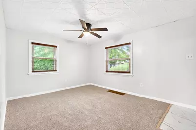 124 Bunker Hill Rd, Center Township, PA 15001 - Photo 13