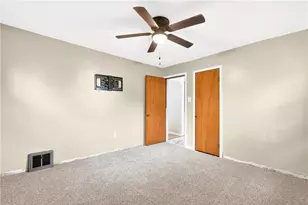 124 Bunker Hill Rd, Center Township, PA 15001 - Photo 21