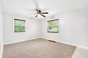 124 Bunker Hill Rd, Center Township, PA 15001 - Photo 13