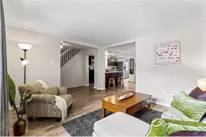 4242 Lydia, Pittsburgh, PA 15207 - Photo 7