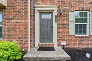 224 Thornapple Ln, Cranberry Township, PA 16066 - Photo 3