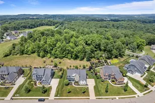 307 Longmore Dr, Adams Township, PA 16046 - Photo 45
