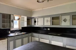 2462 Scott Way, Pittsburgh, PA 15218 - Photo 5