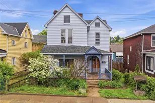 153 Comrie Ave, Braddock, PA 15104 - Photo 3