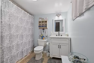 2424 Elm St, Liberty Boro, PA 15133 - Photo 17