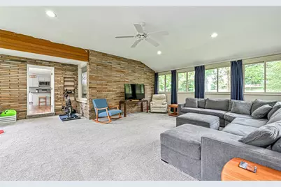 10595 Crest Rd, Pittsburgh, PA 15090 - Photo 23