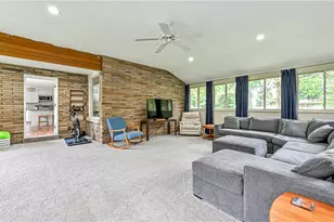 10595 Crest Rd, Pittsburgh, PA 15090 - Photo 23