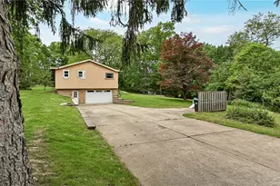 10595 Crest Rd, Pittsburgh, PA 15090 - Photo 31
