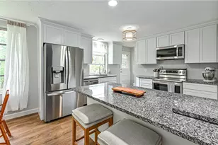10595 Crest Rd, Pittsburgh, PA 15090 - Photo 11