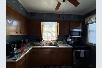 1122 Ohio Ave, Midland Boro, PA 15059 - Photo 11