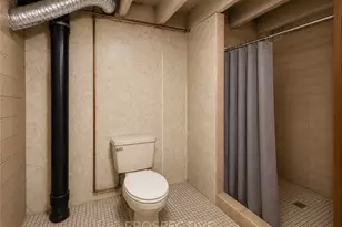 1122 Ohio Ave, Midland Boro, PA 15059 - Photo 25