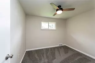5601 Rogers Street Ext, Pittsburgh, PA 15207 - Photo 25