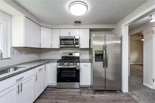 5601 Rogers Street Ext, Pittsburgh, PA 15207 - Photo 19
