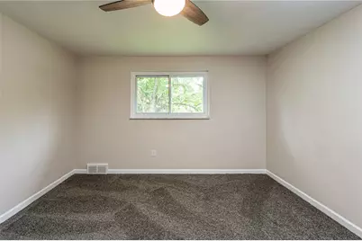 5601 Rogers Street Ext, Pittsburgh, PA 15207 - Photo 23