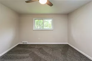 5601 Rogers Street Ext, Pittsburgh, PA 15207 - Photo 23