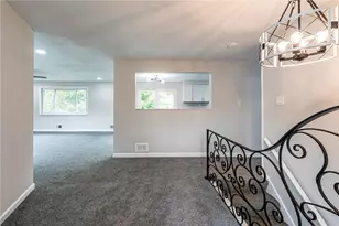 5601 Rogers Street Ext, Pittsburgh, PA 15207 - Photo 9