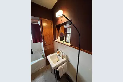 2247 Vermont Ave, West Mifflin, PA 15122 - Photo 11