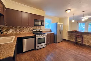 8 Riverside Ct, Pittsburgh, PA 15238 - Photo 3