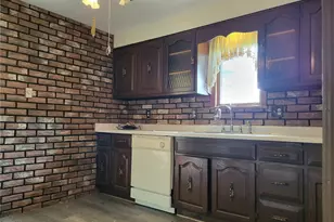 44 Clover Dr, Derry Township, PA 15650 - Photo 11