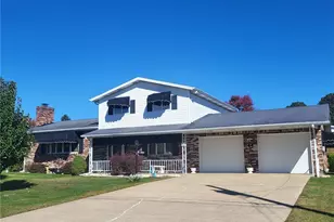 44 Clover Dr, Derry Township, PA 15650 - Photo 5