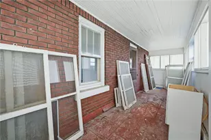 1045 Myrtle Pl, Sharon, PA 16146 - Photo 27