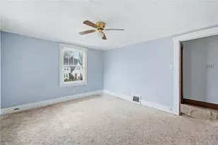 1045 Myrtle Pl, Sharon, PA 16146 - Photo 21