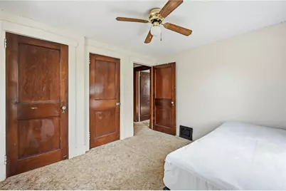 1045 Myrtle Pl, Sharon, PA 16146 - Photo 17
