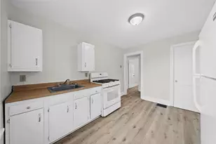 2726 Mesta St, Bethel Park, PA 15102 - Photo 21
