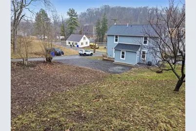 102 Fayette St, North Fayette, PA 15126 - Photo 5