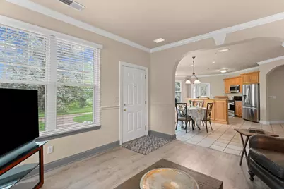 201 Adams Pointe Blvd #10, Adams Township, PA 16046 - Photo 7