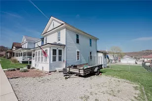 520 Hancock St, Cherryhll Township-Clymer, PA 15728 - Photo 3